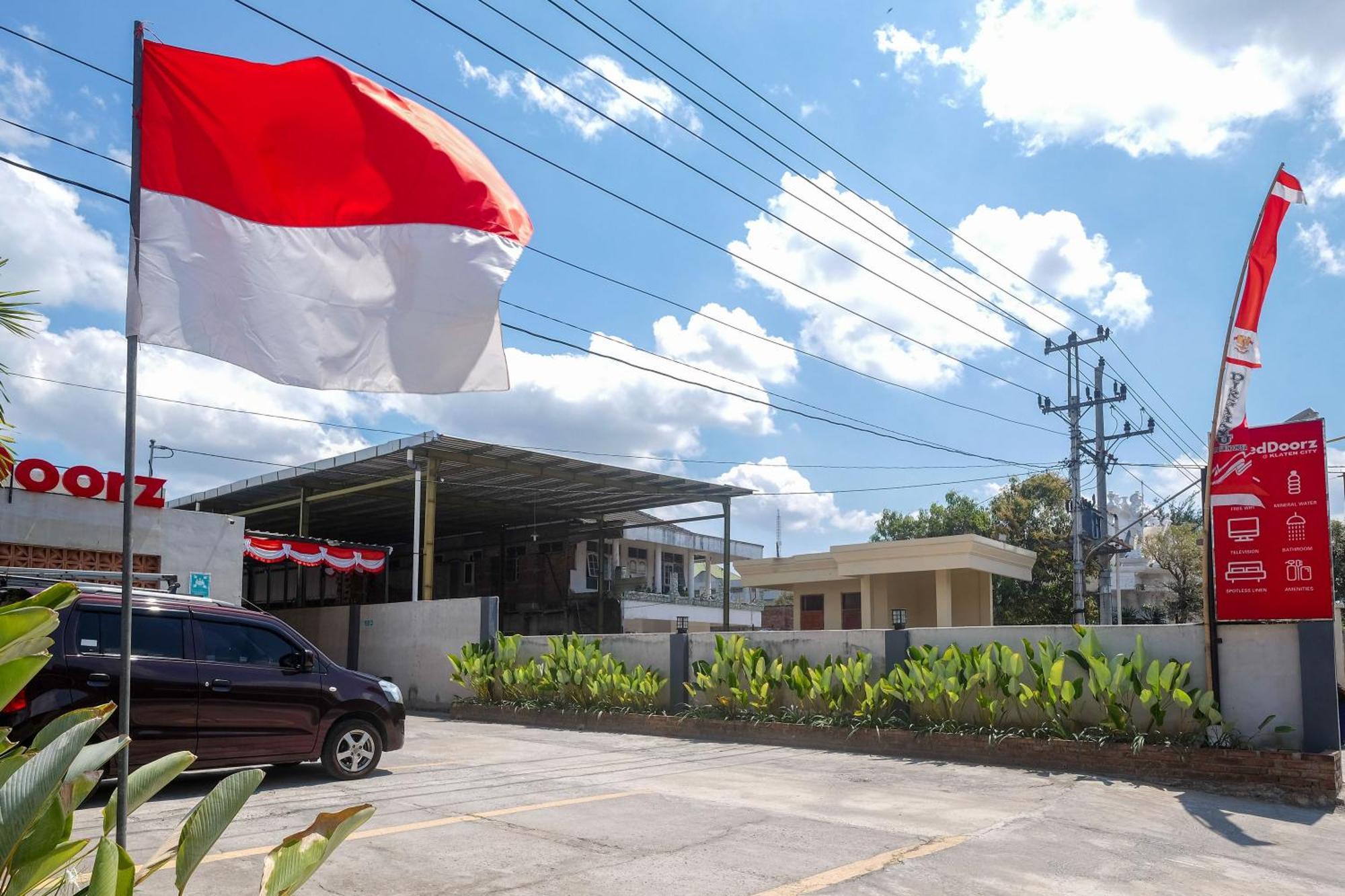 Reddoorz @ Klaten City Hotel Exterior photo